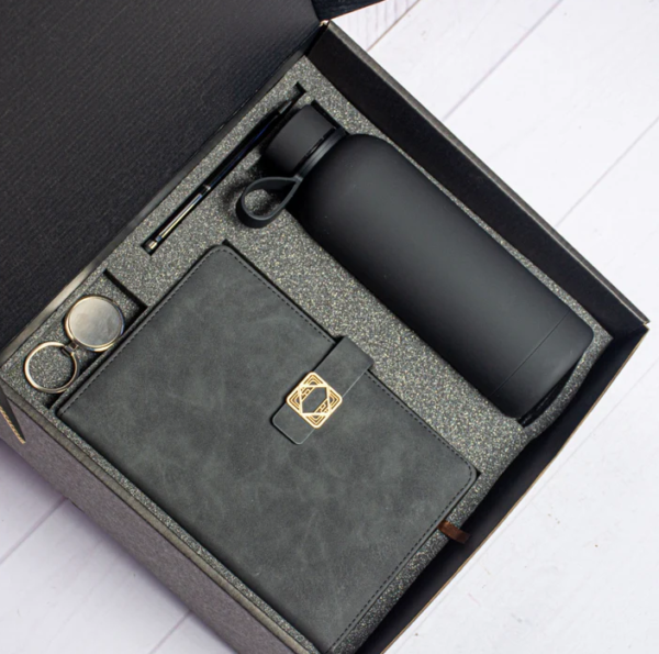 Elite Office Gift Set - Image 2
