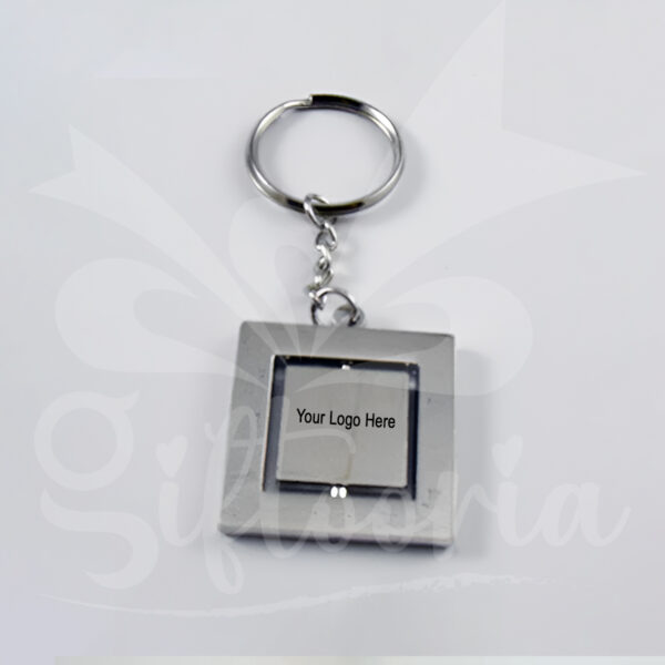 Silver Metal Keychain – Elegant and Durable Accessory for Corporate or Promotional Use