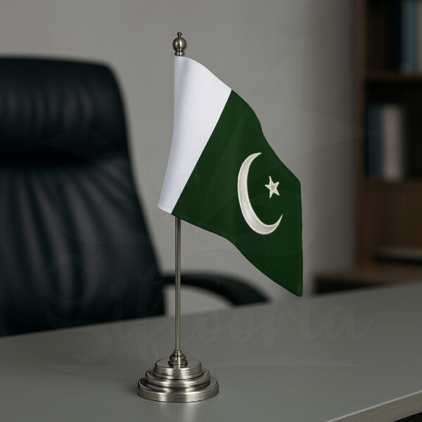 Mini Pakistan table flag on a stand – ideal for desk or table Independence Day decoration.” Let me know if you want product descriptions or social media captions as well